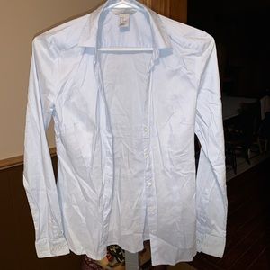 H&M button up blouse size 4. Freshly washed